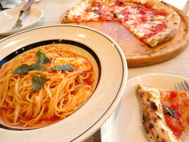 パスタ、ピザ